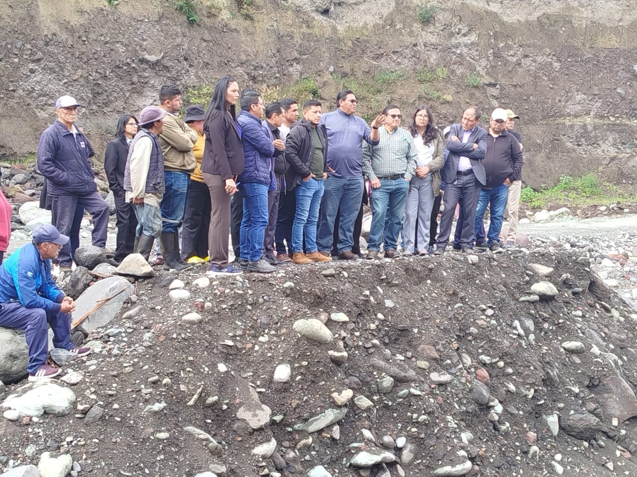 𝐑𝐄𝐔𝐍𝐈Ó𝐍 𝐃𝐄 𝐓𝐑𝐀𝐁𝐀𝐉𝐎 𝐂𝐎𝐍 𝐋𝐎𝐒 𝐓𝐄𝐂𝐍𝐈𝐂𝐎𝐒 𝐃𝐄𝐋 𝐆𝐀𝐃 𝐏𝐑𝐎𝐕𝐈𝐍𝐂𝐈𝐀𝐋 𝐘 𝐌𝐔𝐍𝐈𝐂𝐈𝐏𝐀𝐋, 𝐏𝐋𝐀𝐍𝐈𝐅𝐈𝐂𝐀𝐂𝐈Ó𝐍 𝐓𝐑𝐀𝐁𝐀𝐉𝐎𝐒 𝐏𝐔𝐄𝐍𝐓𝐄 𝐏𝐀𝐋𝐈𝐂𝐓𝐀𝐇𝐔𝐀